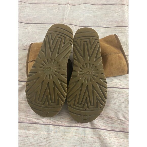 Ugg Australia Classic Chestnut Brown boots - 8 - S/N 1016233 - Picture 9 of 12